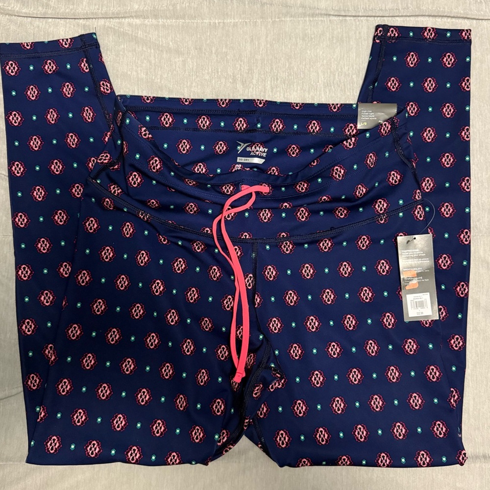 Women’s old navy high rise fitted leggings